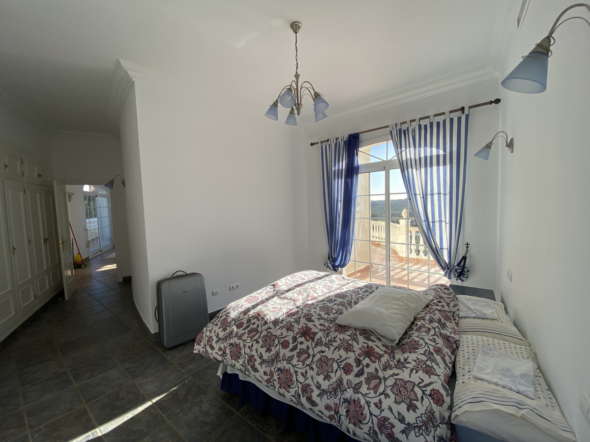 Property main view 33