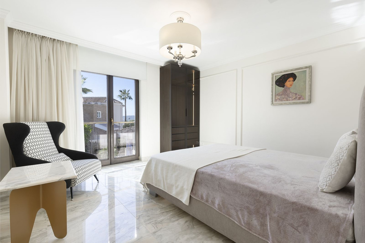 Property main view 60