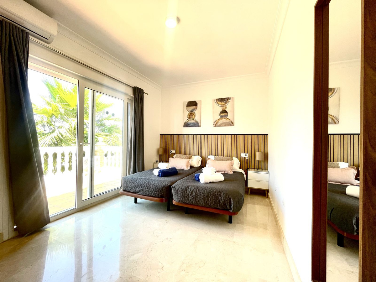 Huis te koop in Mijas Golf | 4 slaapkamers H5044615