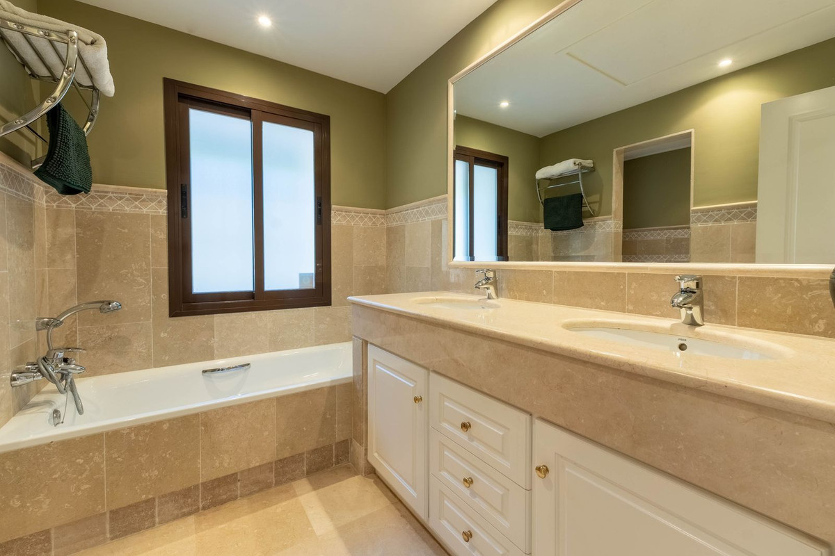 Property main view 33