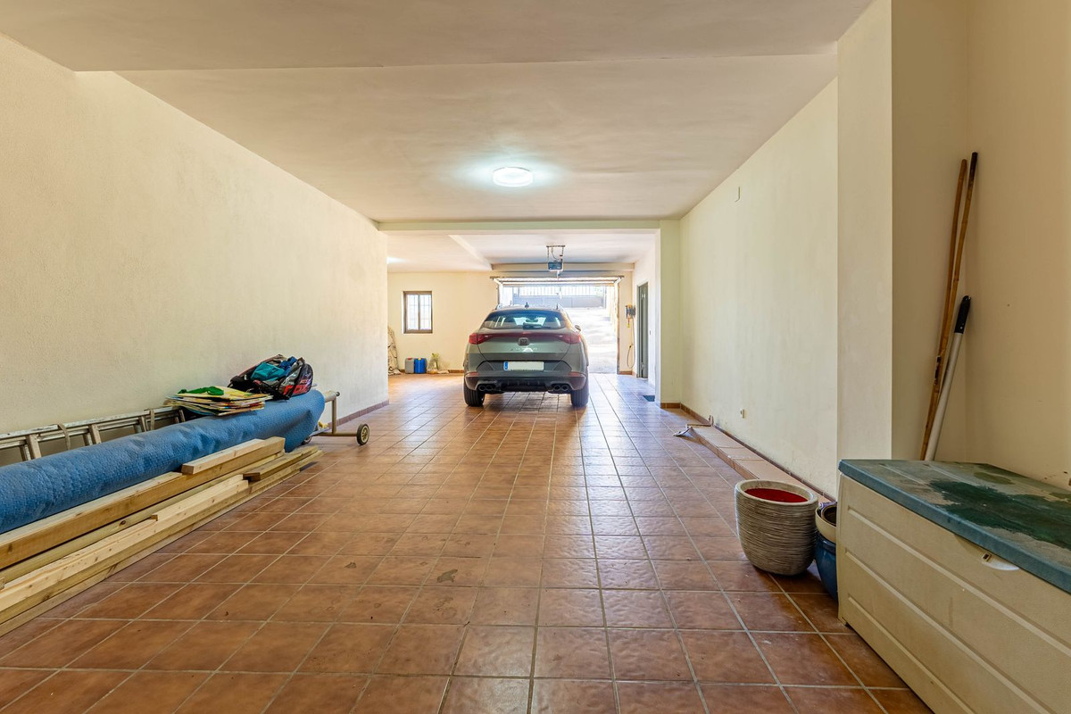 Property main view 63