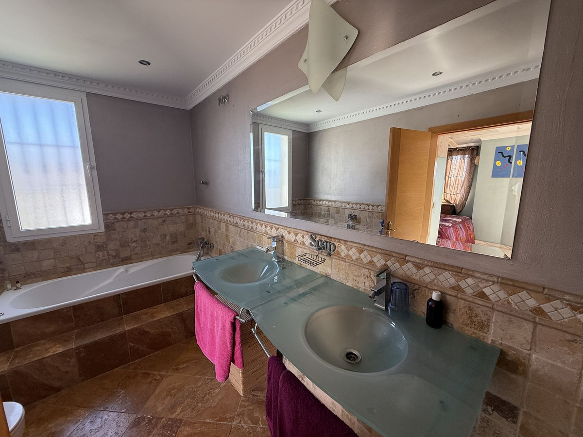 Huis te koop in Mijas Golf | 5 slaapkamers H5237173