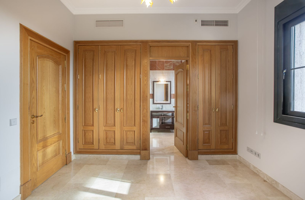 Huis te koop in Mijas Golf | 5 slaapkamers H5324368