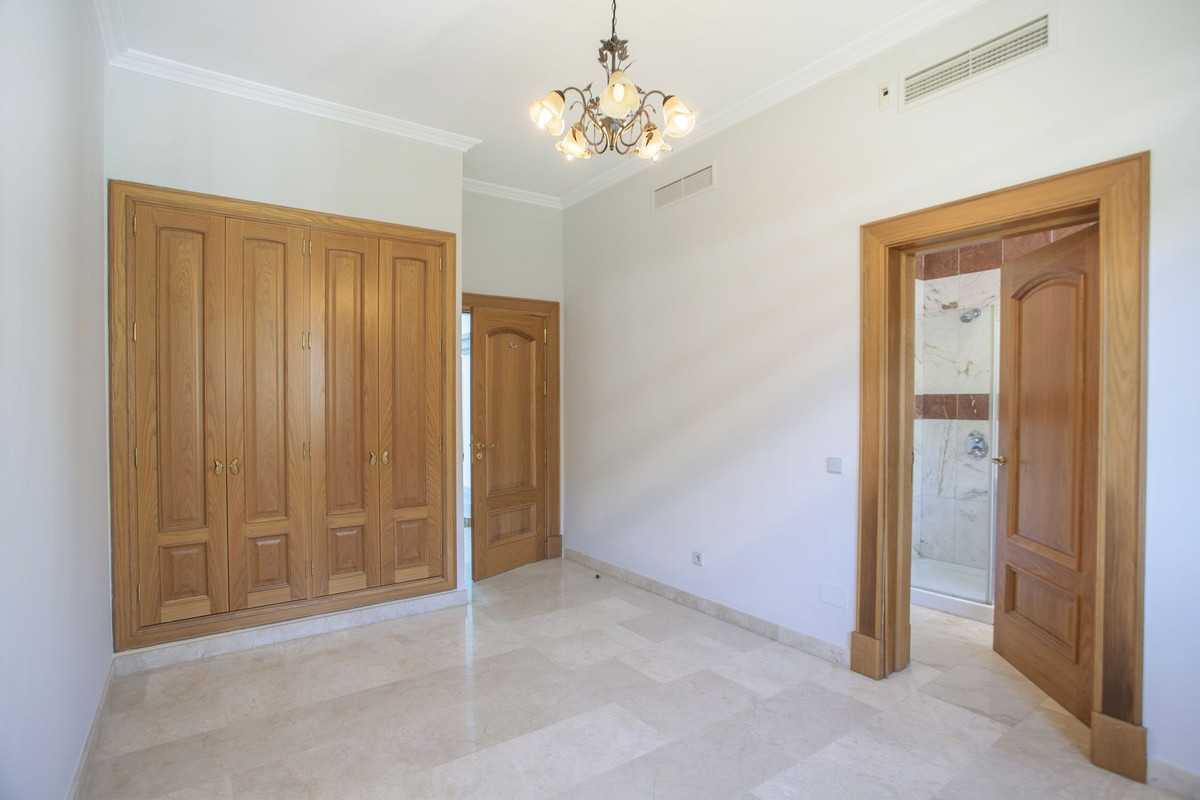 Huis te koop in Mijas Golf | 5 slaapkamers H5324368