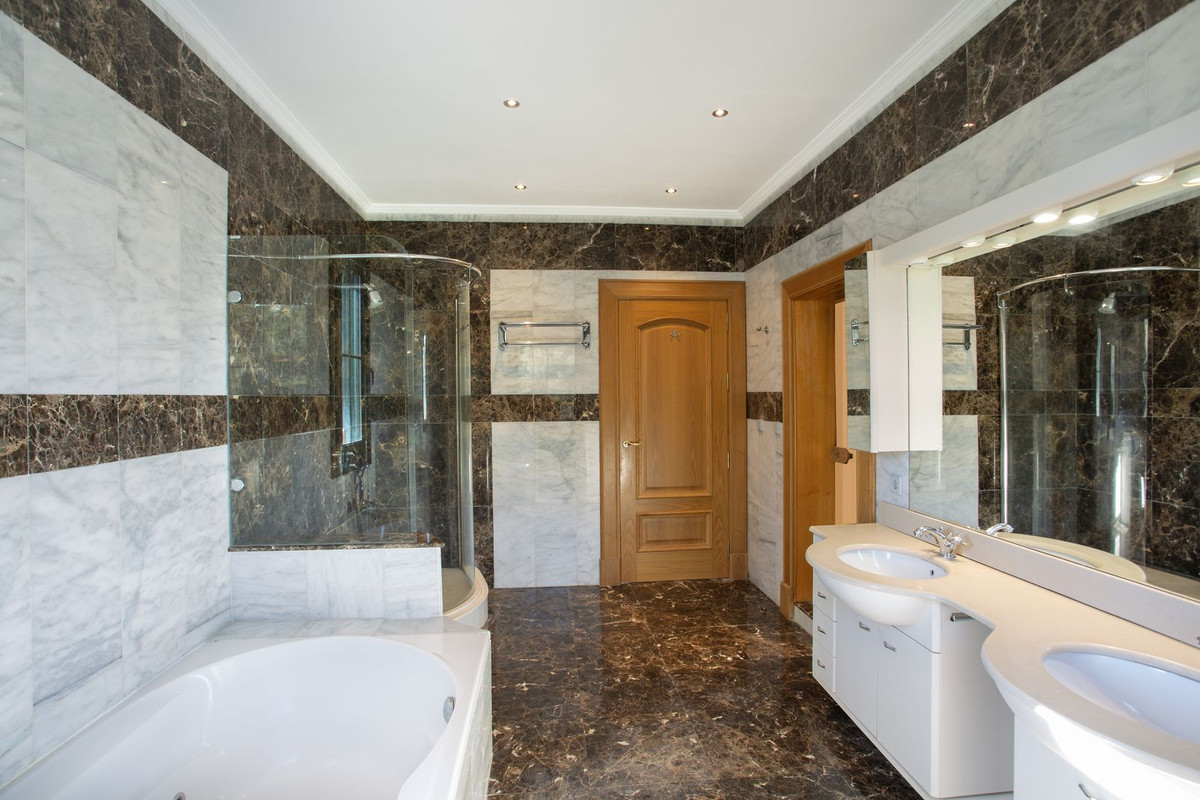 Huis te koop in Mijas Golf | 5 slaapkamers H5324368