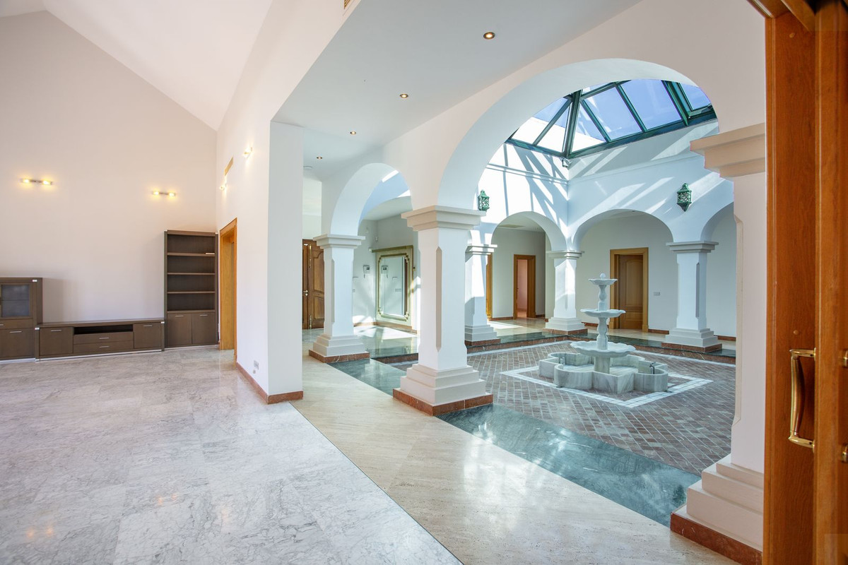 Huis te koop in Mijas Golf | 5 slaapkamers H5324368