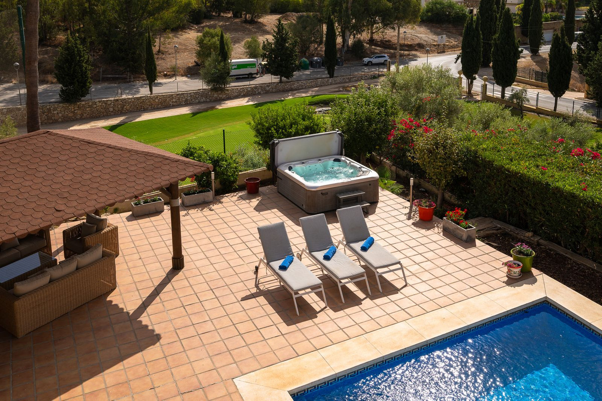 Property main view 33