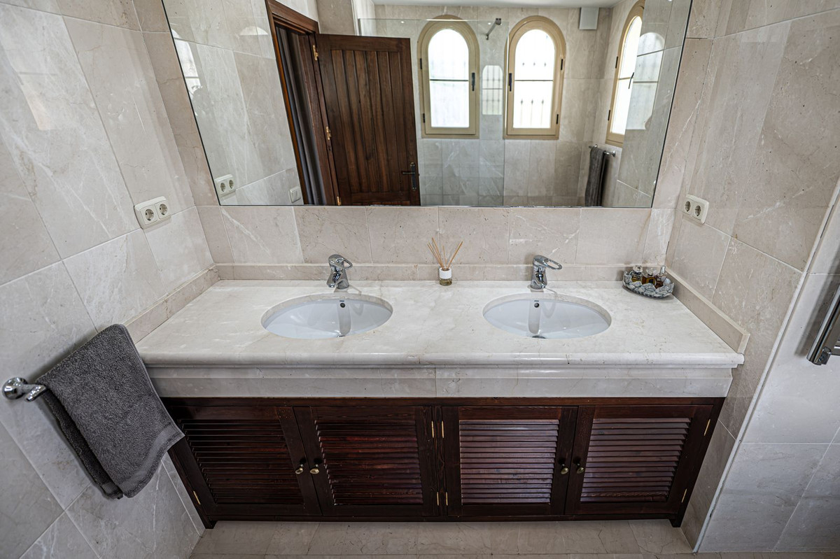 Huis te koop in Mijas Golf | 4 slaapkamers H5495992