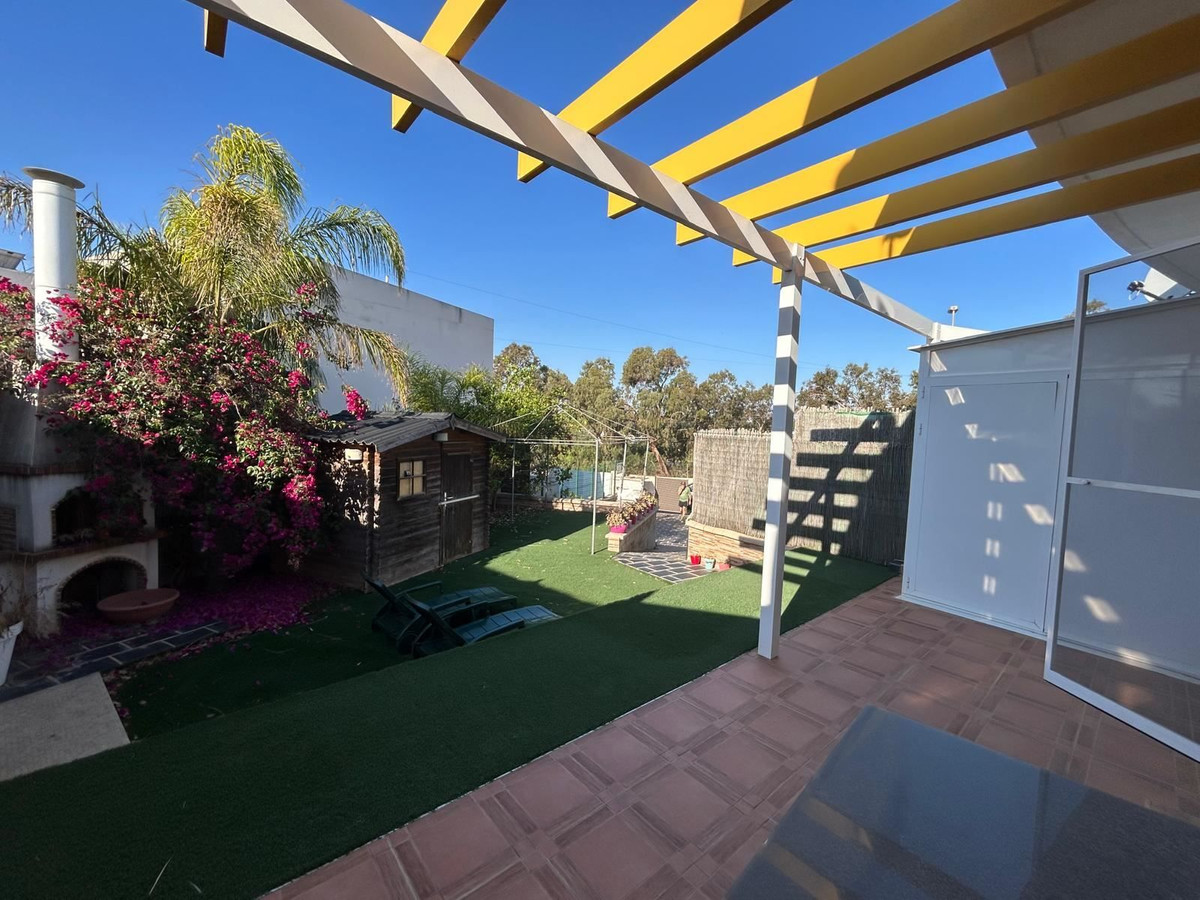 Huis te koop in Mil Palmeras | 2 slaapkamers H5244415