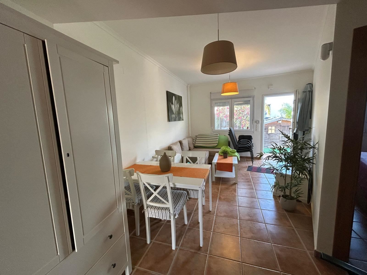 Huis te koop in Mil Palmeras | 2 slaapkamers H5244415