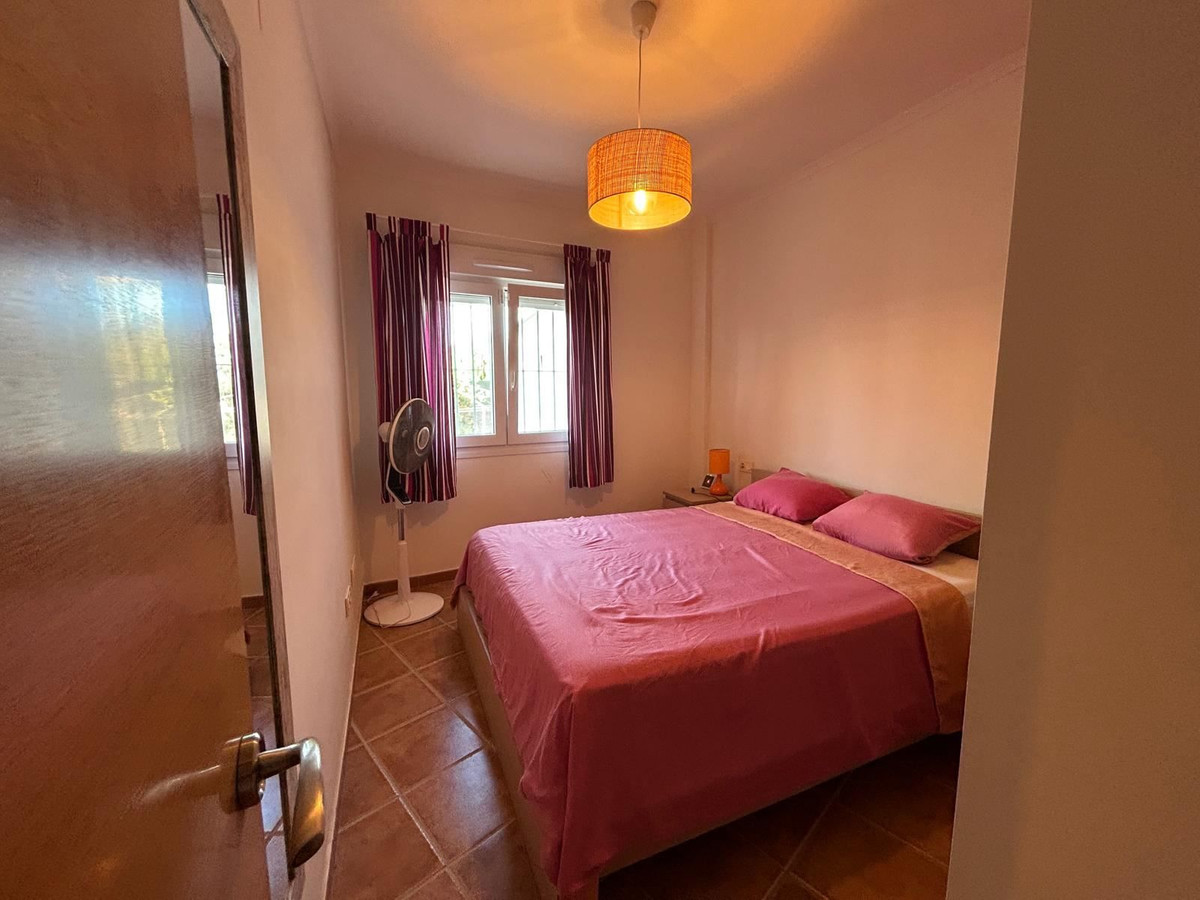 Huis te koop in Mil Palmeras | 2 slaapkamers H5244415