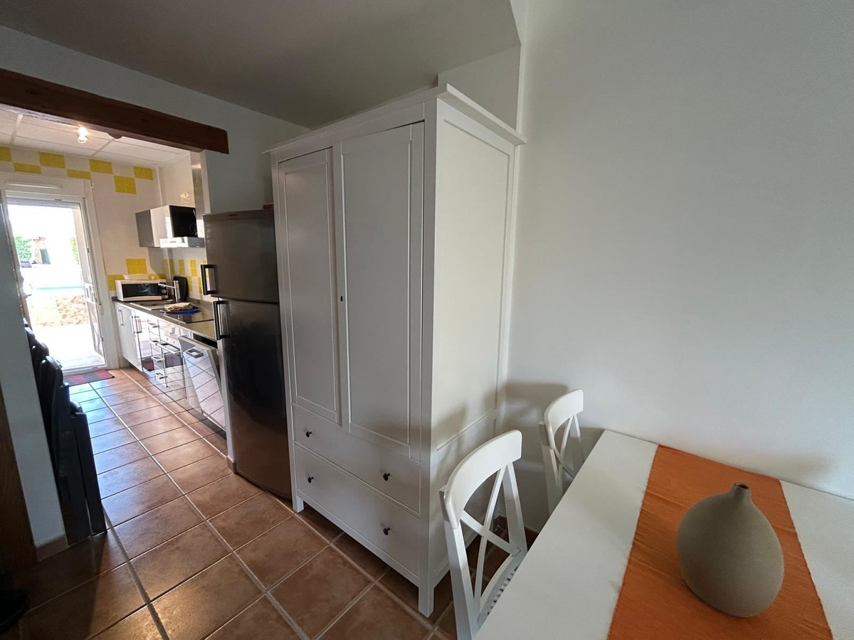 Huis te koop in Mil Palmeras | 2 slaapkamers H5244415