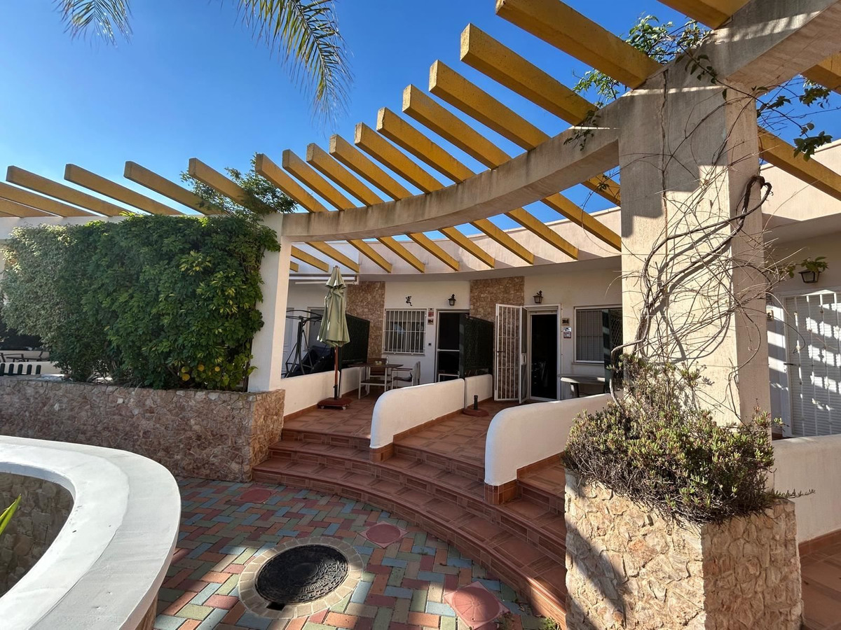 Huis te koop in Mil Palmeras | 2 slaapkamers H5244415