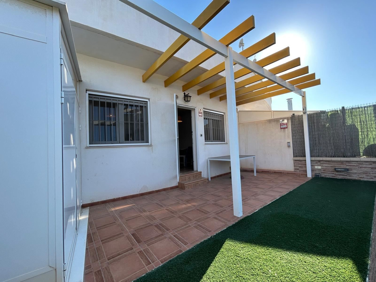 Huis te koop in Mil Palmeras | 2 slaapkamers H5244415