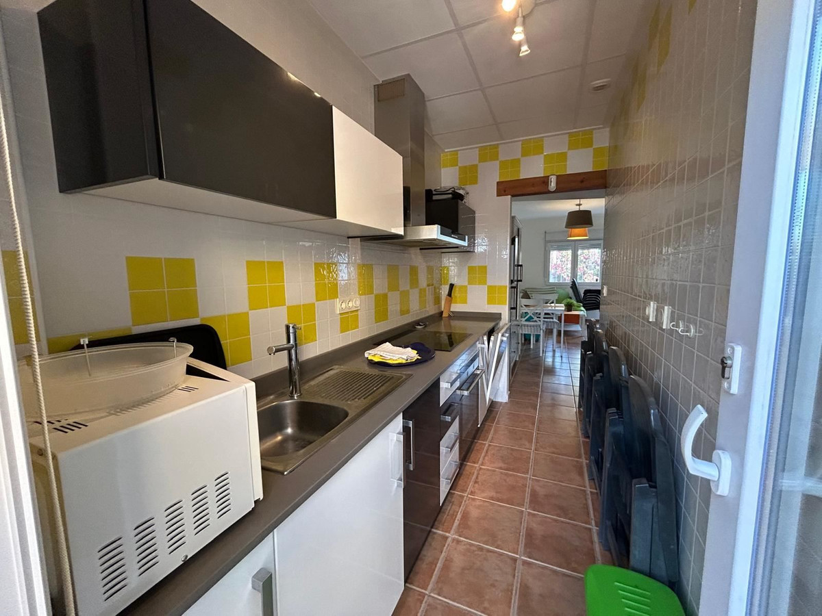 Huis te koop in Mil Palmeras | 2 slaapkamers H5244415