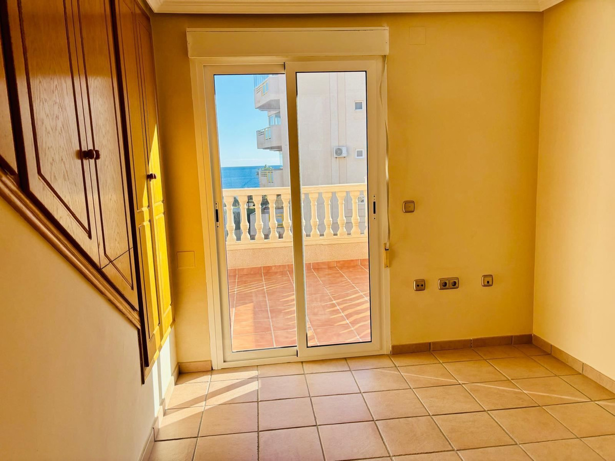 Huis te koop in Mil Palmeras | 3 slaapkamers H5245819