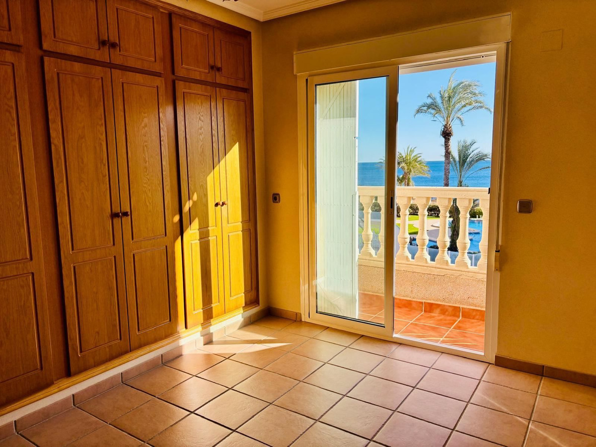 Huis te koop in Mil Palmeras | 3 slaapkamers H5245819