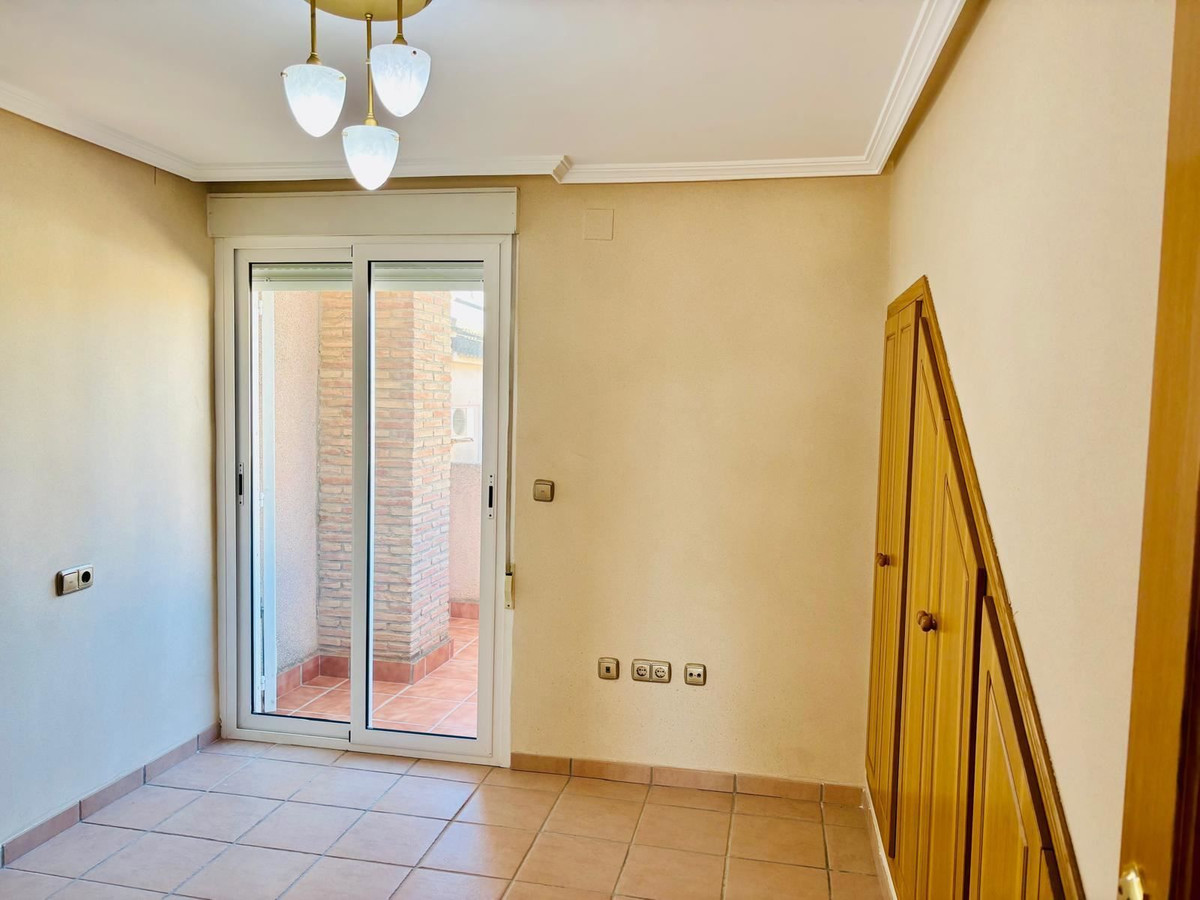 Huis te koop in Mil Palmeras | 3 slaapkamers H5245819