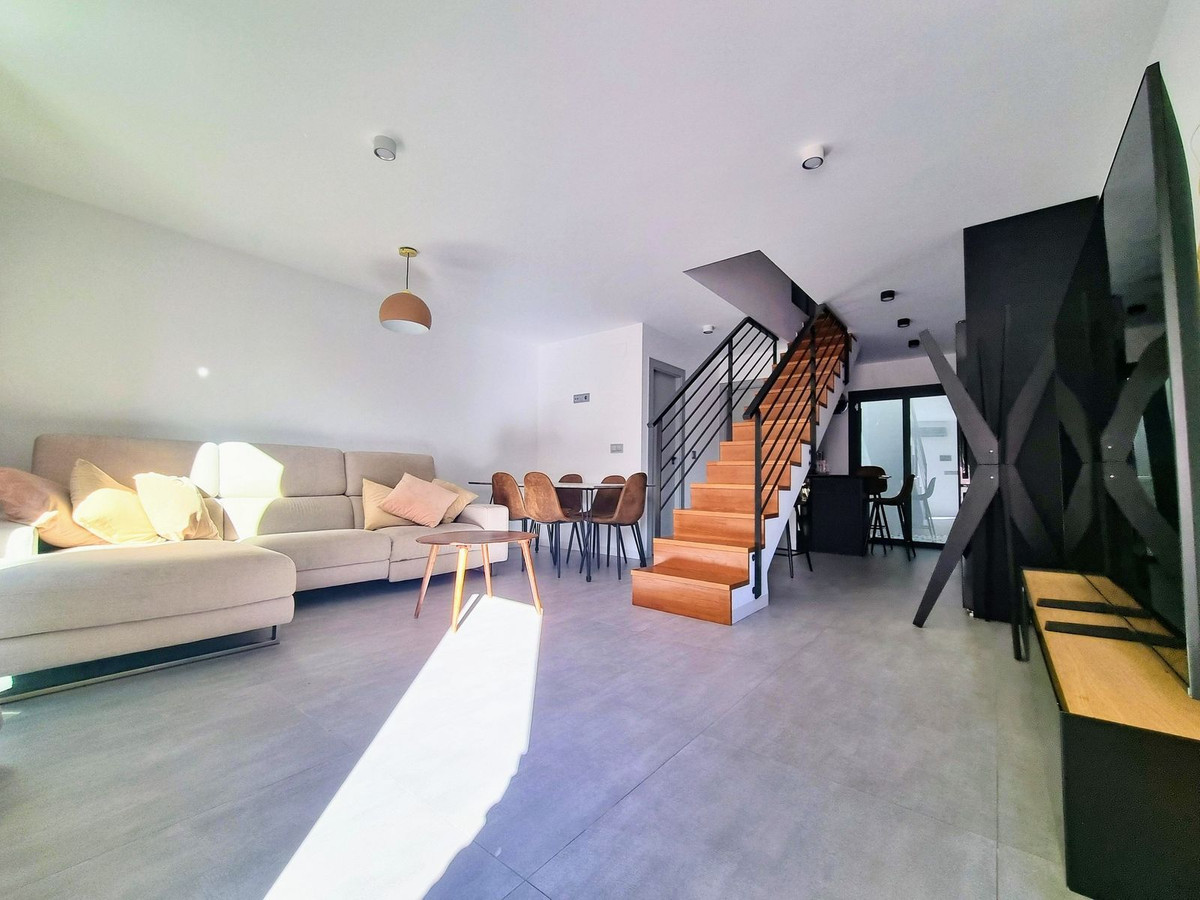 Huis te koop in Mil Palmeras | 3 slaapkamers H5292727