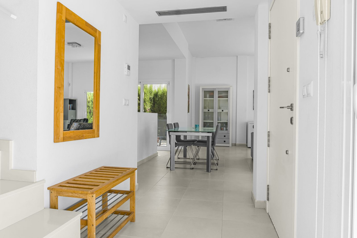 Huis te koop in Mil Palmeras | 3 slaapkamers H5298682