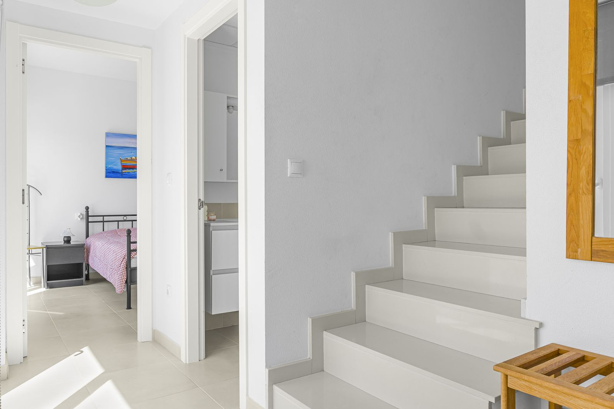 Huis te koop in Mil Palmeras | 3 slaapkamers H5298682