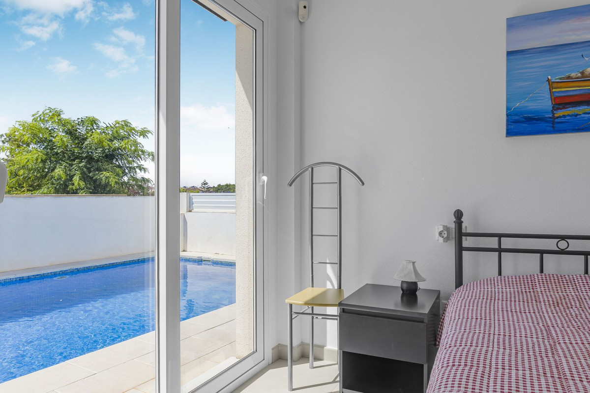 Huis te koop in Mil Palmeras | 3 slaapkamers H5298682