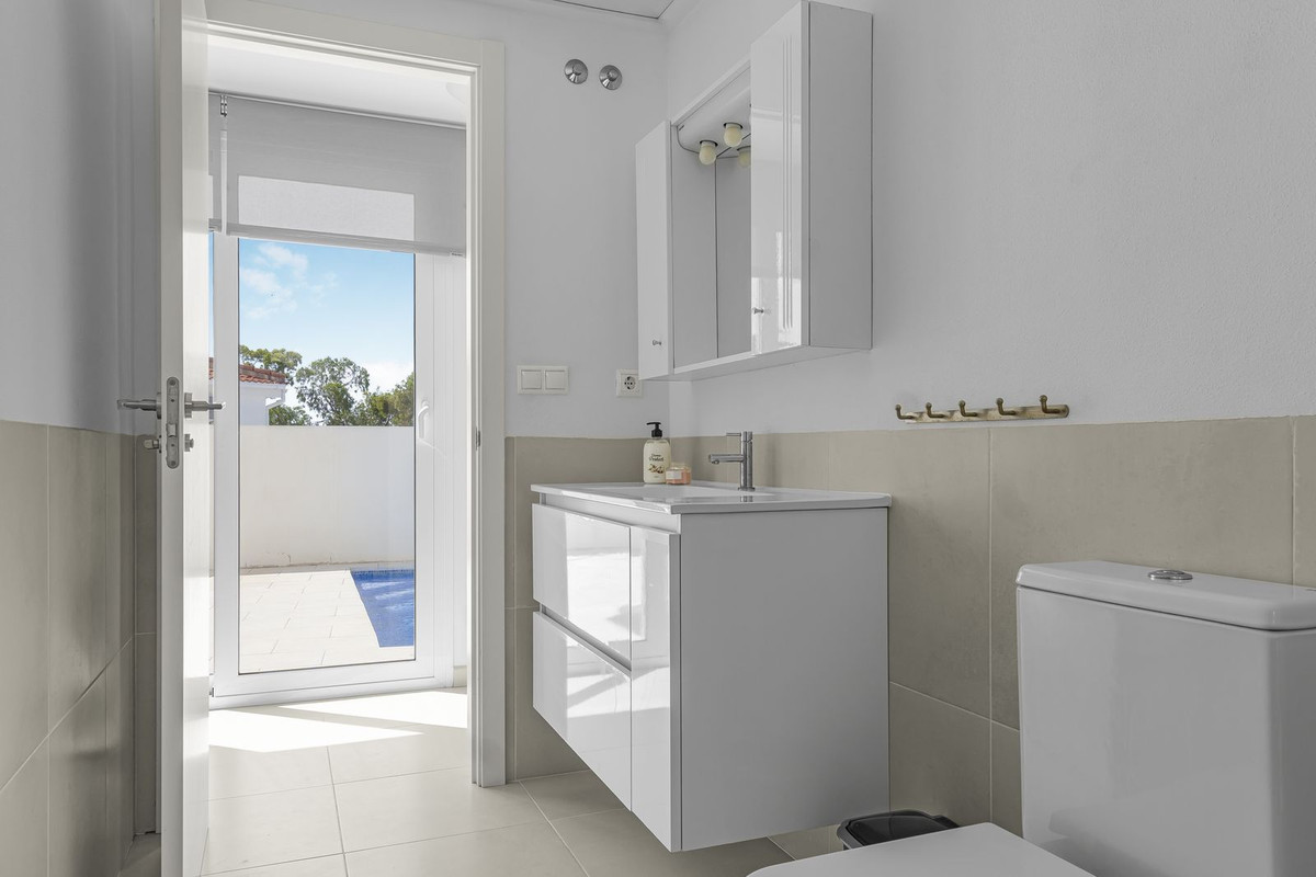 Huis te koop in Mil Palmeras | 3 slaapkamers H5298682