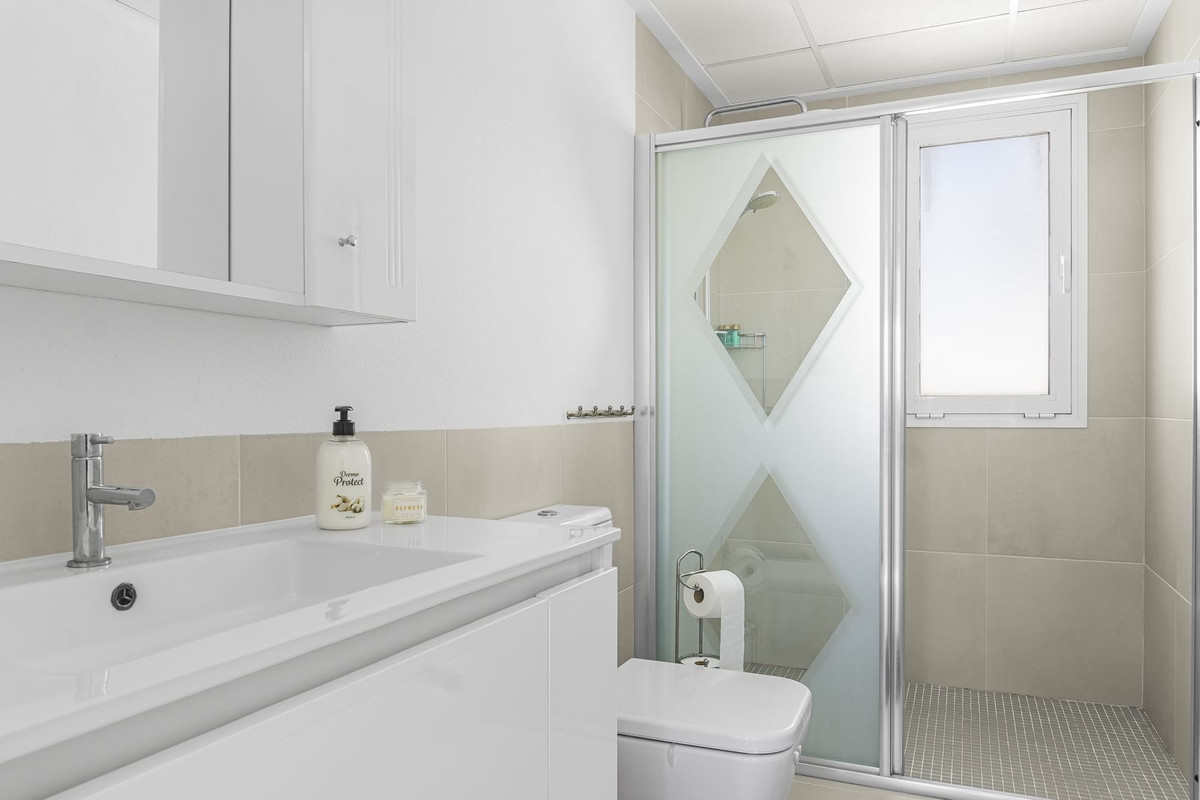 Huis te koop in Mil Palmeras | 3 slaapkamers H5298682