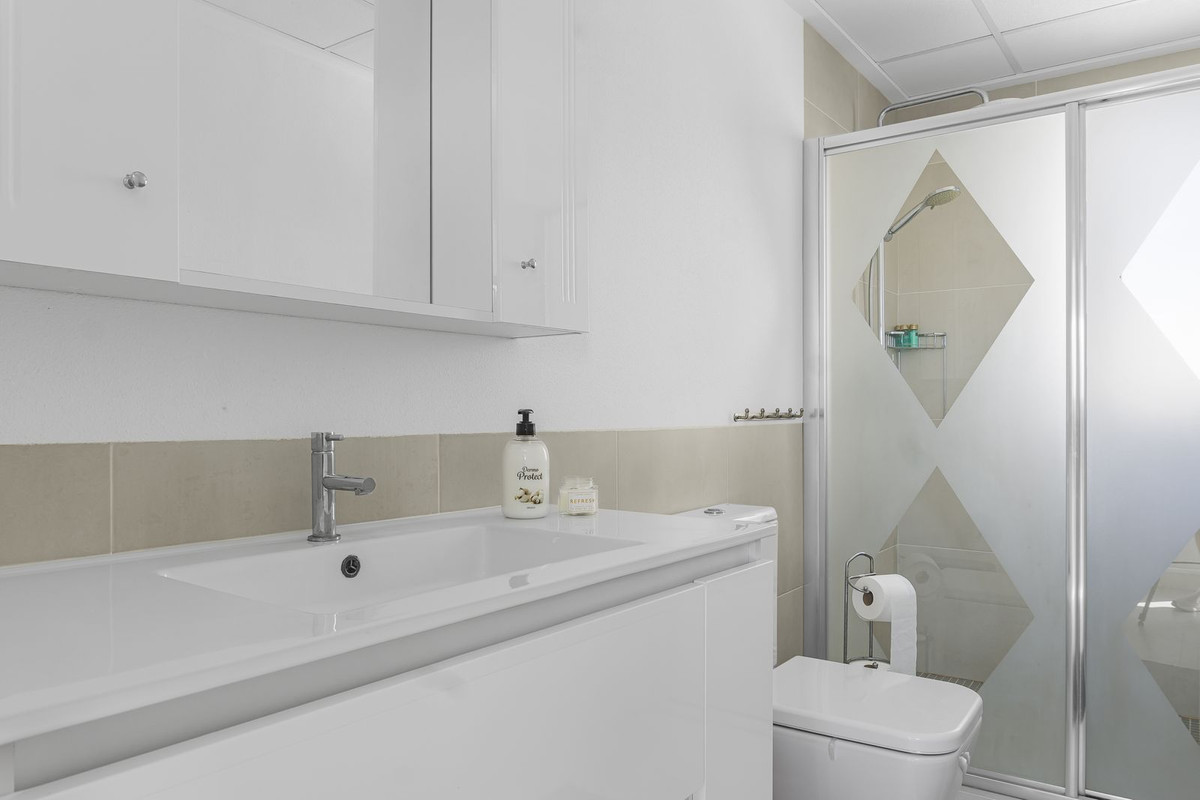 Huis te koop in Mil Palmeras | 3 slaapkamers H5298682