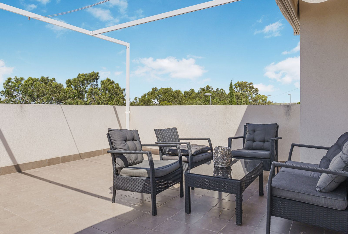 Huis te koop in Mil Palmeras | 3 slaapkamers H5298682