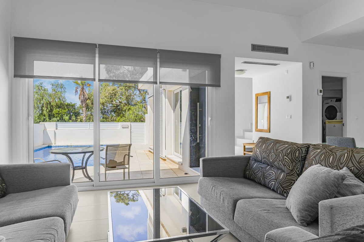 Huis te koop in Mil Palmeras | 3 slaapkamers H5298682