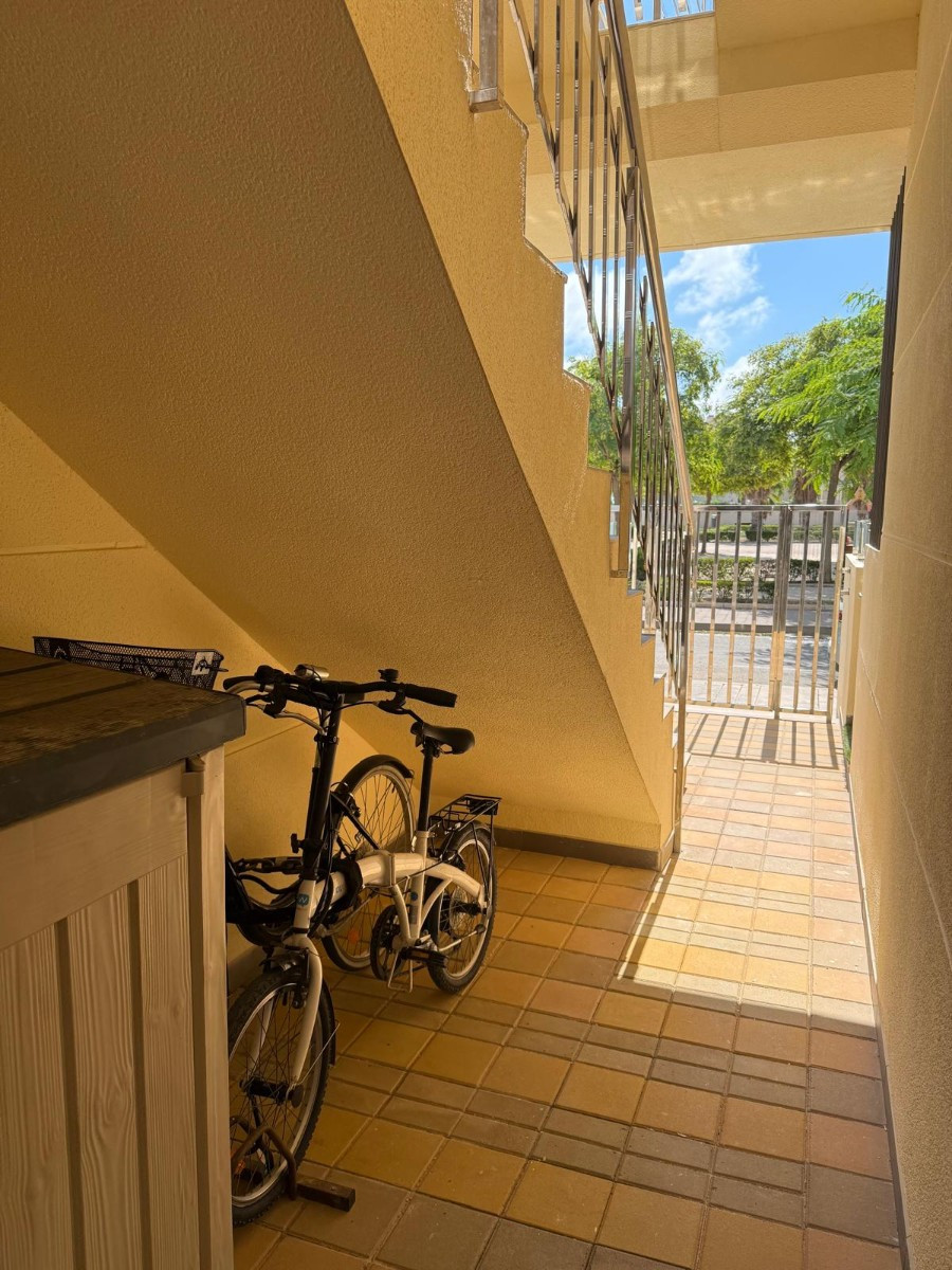 Bungalow te koop in Mil Palmeras | 2 slaapkamers H5516314