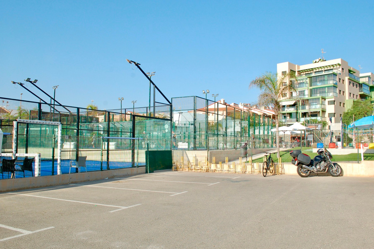 Bungalow te koop in Mil Palmeras | 2 slaapkamers H5516314