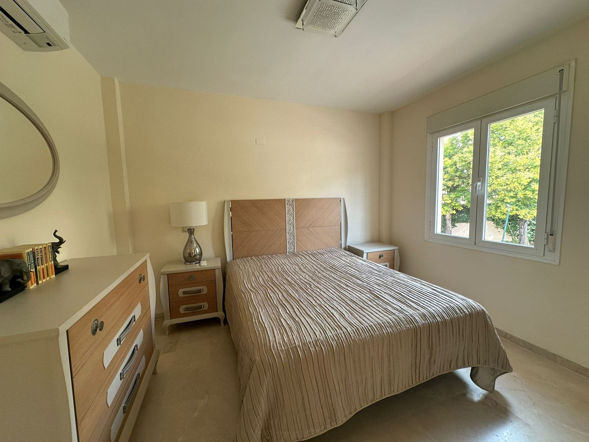 Huis te koop in Miraflores | 3 slaapkamers H4926718