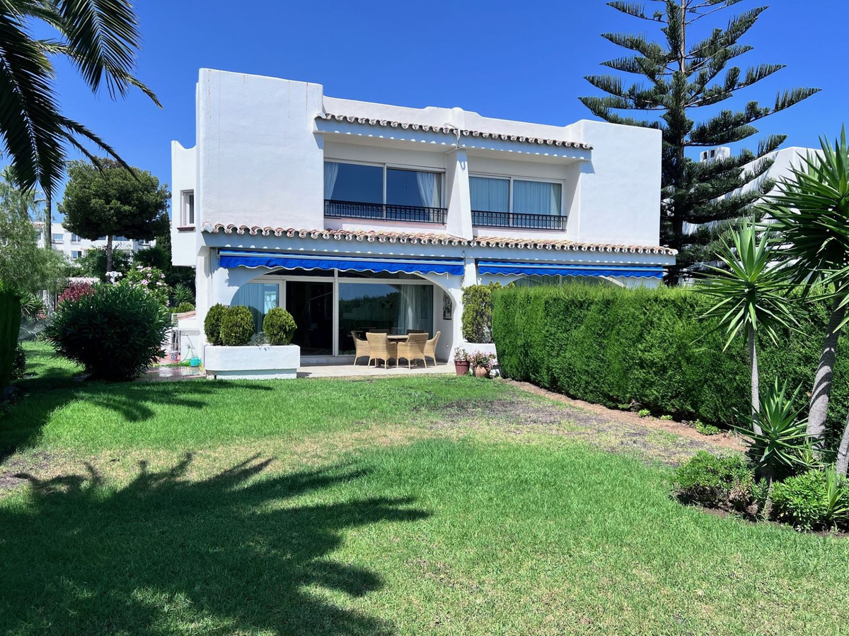 Huis te koop in Miraflores | 3 slaapkamers H5129008