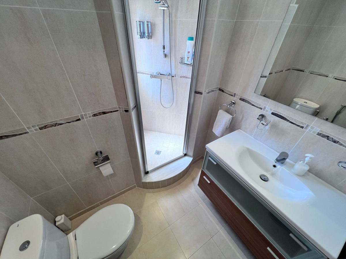 Huis te koop in Miraflores | 3 slaapkamers H5129008