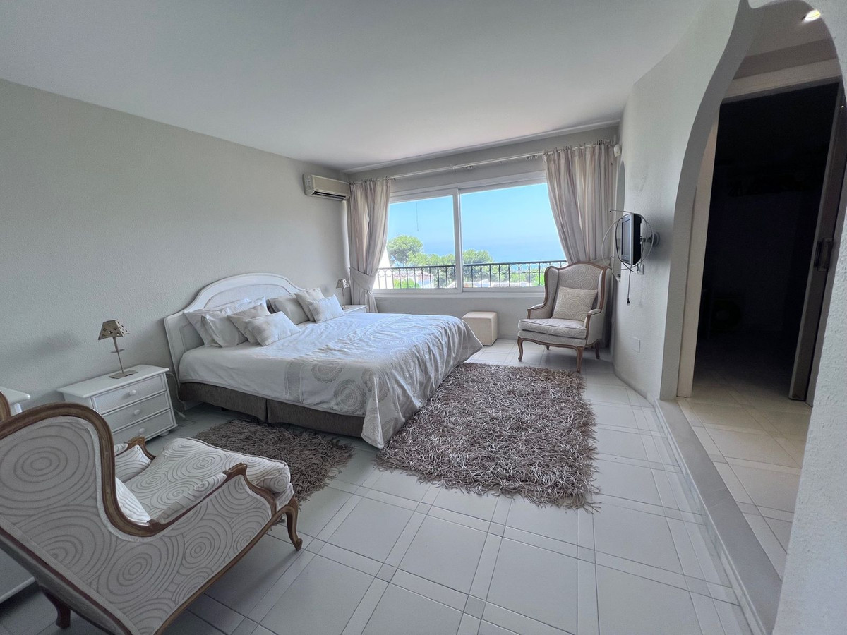 Huis te koop in Miraflores | 3 slaapkamers H5129008