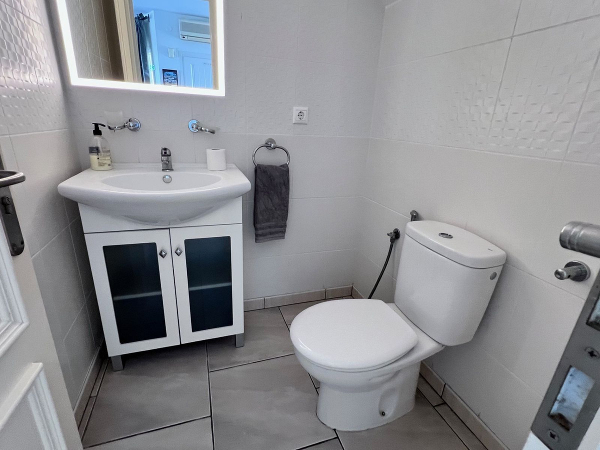 Huis te koop in Miraflores | 3 slaapkamers H5129008