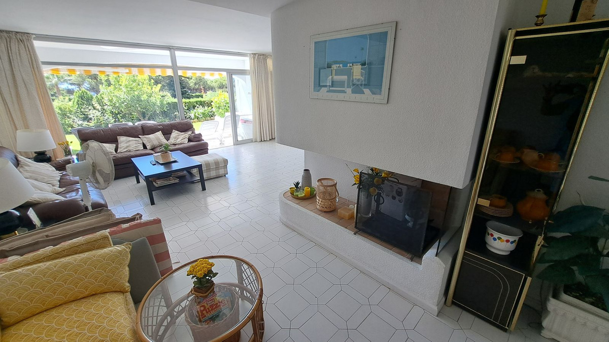 Huis te koop in Miraflores | 3 slaapkamers H5150941
