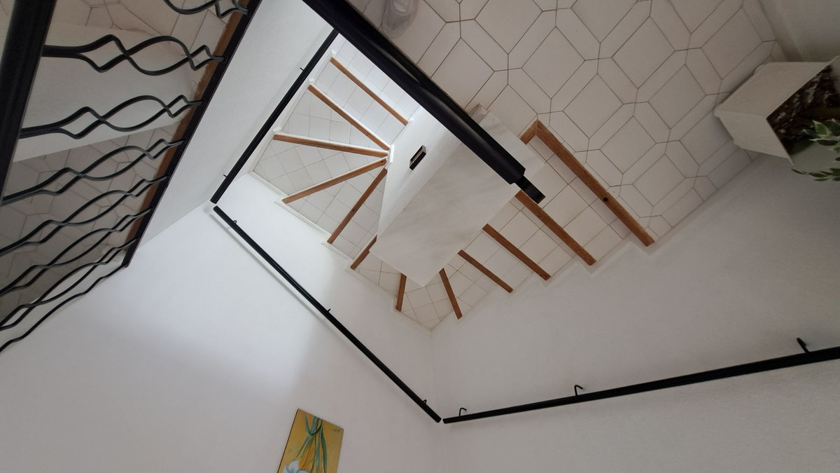 Huis te koop in Miraflores | 3 slaapkamers H5150941