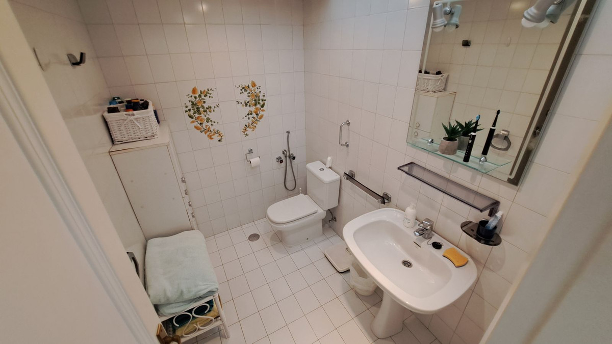 Huis te koop in Miraflores | 3 slaapkamers H5150941