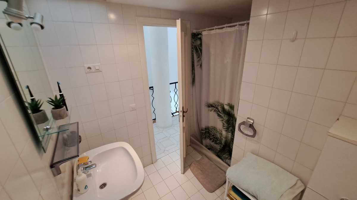Huis te koop in Miraflores | 3 slaapkamers H5150941