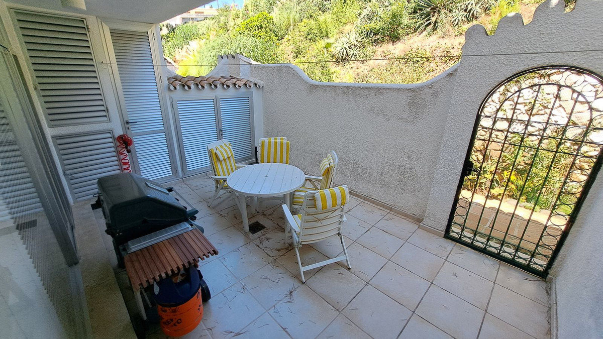 Huis te koop in Miraflores | 3 slaapkamers H5150941