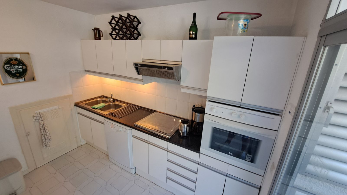 Huis te koop in Miraflores | 3 slaapkamers H5150941