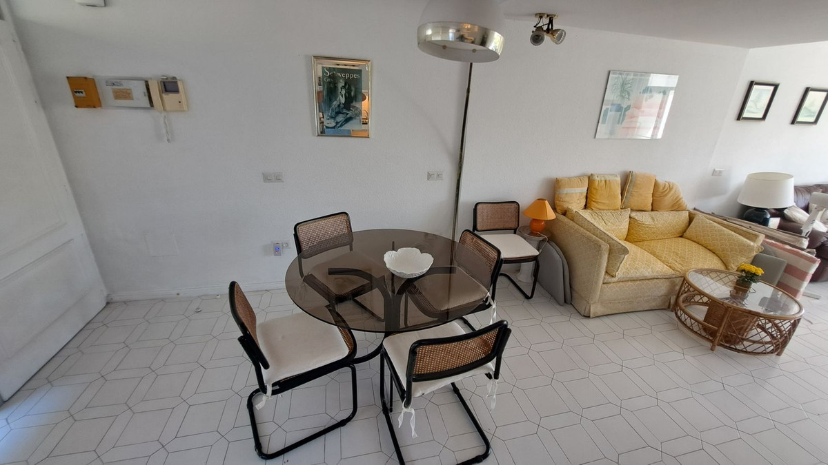 Huis te koop in Miraflores | 3 slaapkamers H5150941