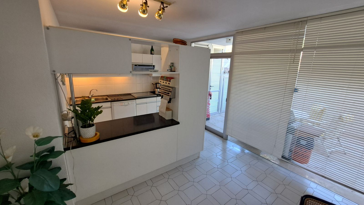 Huis te koop in Miraflores | 3 slaapkamers H5150941