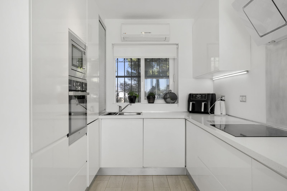 Appartement te koop in Miraflores | 2 slaapkamers H5261125