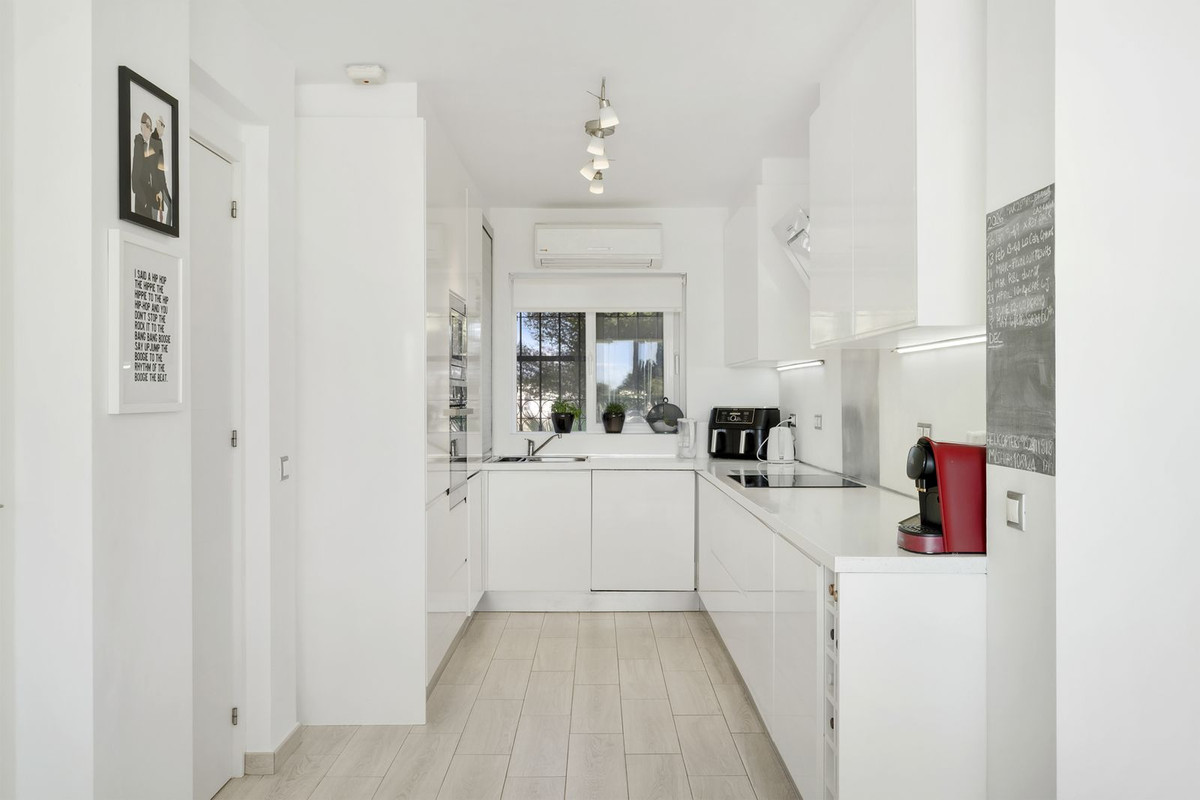 Appartement te koop in Miraflores | 2 slaapkamers H5261125