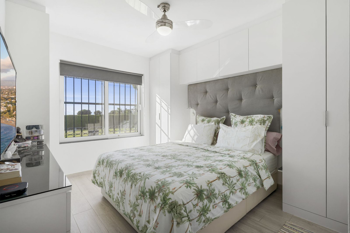 Appartement te koop in Miraflores | 2 slaapkamers H5261125