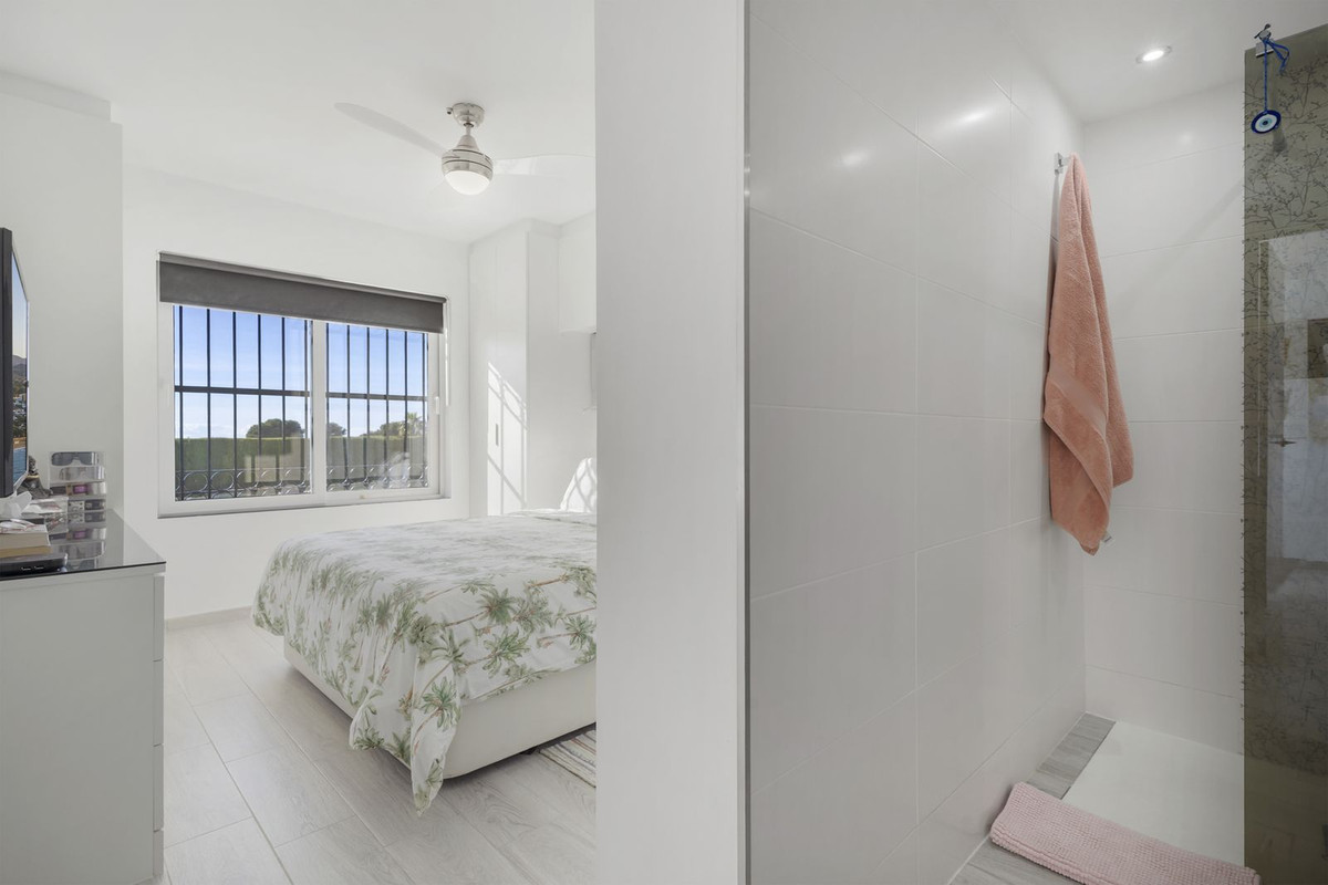 Appartement te koop in Miraflores | 2 slaapkamers H5261125